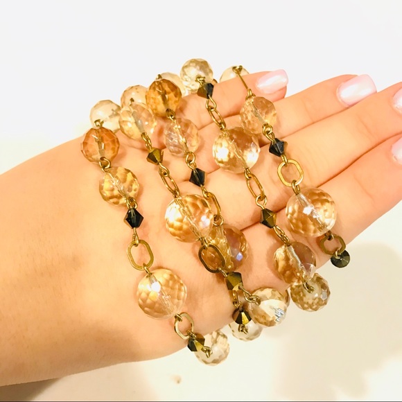 Long beaded statement bib necklace - Picture 4 of 8